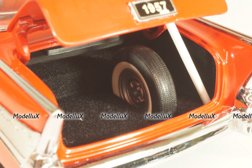 Chevrolet Bel Air 1957, red/white roof, Franklin Mint 1:24