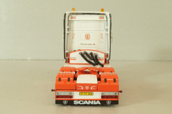 Scania R6 Topline 6x2 2004, white/red, 01-1547, WSI 1:50 
