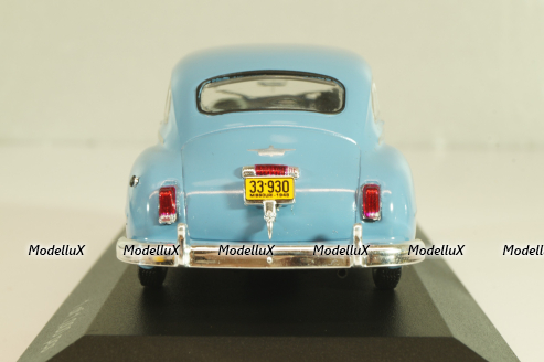 DeSoto 4-Door Sedan 1946, light blue, WB282, WhiteBox 1:43