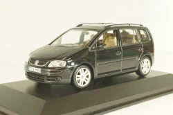 Volkswagen Touran 2003, black, 170099300F9R, Minichamps 1:43