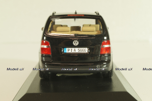 Volkswagen Touran 2003, black, 170099300F9R, Minichamps 1:43