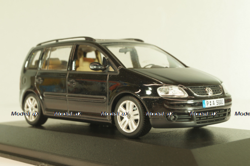 Volkswagen Touran 2003, black, 170099300F9R, Minichamps 1:43
