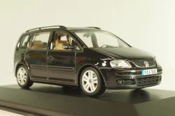 Volkswagen Touran 2003, black, 170099300F9R, Minichamps 1:43