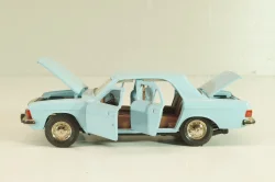 Газ-3102 Волга, голубая, Тантал/Радон 1:43
