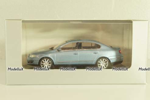 Volkswagen Passat(B6)  2005, light blue, 3C0099300Y7R, Minichamps 1:43