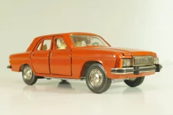 Газ-3102 Волга, кирпичная, Тантал/Радон 1:43