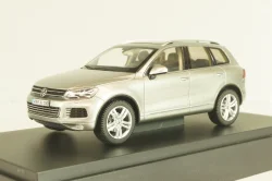 Volkswagen Touareg (7P) 2010, silver, 7P1099300B7W, Schuco 1:43