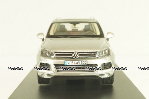 Volkswagen Touareg (7P) 2010, silver, 7P1099300B7W, Schuco 1:43