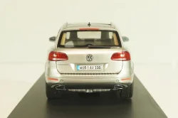 Volkswagen Touareg (7P) 2010, silver, 7P1099300B7W, Schuco 1:43