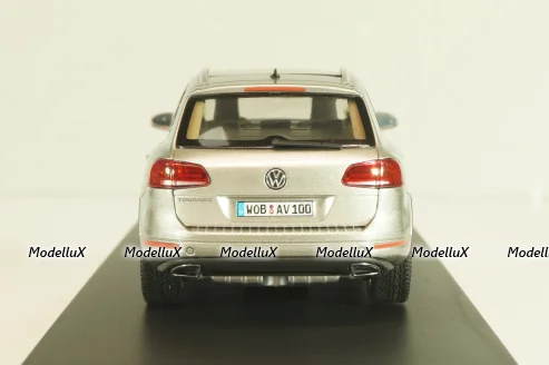 Volkswagen Touareg (7P) 2010, silver, 7P1099300B7W, Schuco 1:43