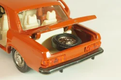 Газ-3102 Волга, кирпичная, Тантал/Радон 1:43