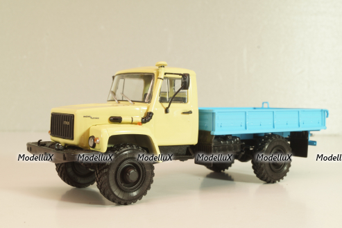 Газ-33081 4х4 бортовой с тентом 1997, бежевый/голубой, Автоистория 1:43  (Модель доработанная)