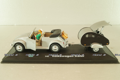 Volkswagen Beeatle with camping trailer and figuren, silver, Cararama 1:43 