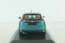 Ford Focus 5-door 1998, green, 430087020, Minichamps 1:43 Уценка!