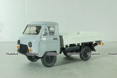 Уаз-3303 бортовой, серый/белый, Русская миниатюра 1:43