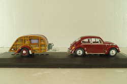 Volkswagen Beeatle with camping trailer, dark red, Cararama 1:43