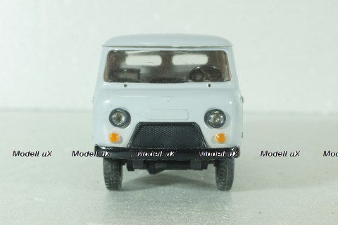 Уаз-3303 бортовой, серый/белый, Русская миниатюра 1:43