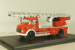 Mercedes L322 fire engine with ladder Metz DL 22 1959, 03265, Schuco 1:43