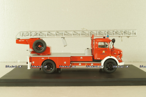 Mercedes L322 fire engine with ladder Metz DL 22 1959, 03265, Schuco 1:43