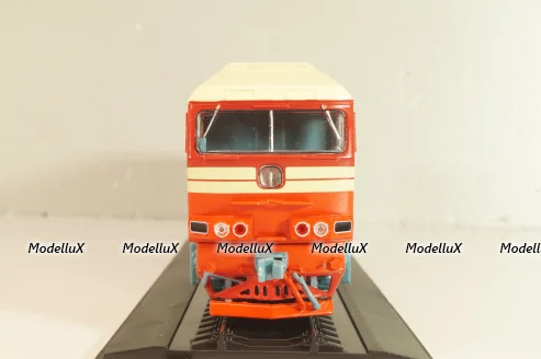 ТЭП70 дизельный локомотив, красный/бежевый, Наши поезда № 11, Modimio, 1:87