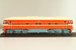 ТЭП70 дизельный локомотив, красный/бежевый, Наши поезда № 11, Modimio, 1:87