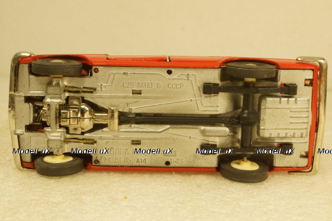 Газ-24 Волга А14, алая,Тантал/Радон 1:43