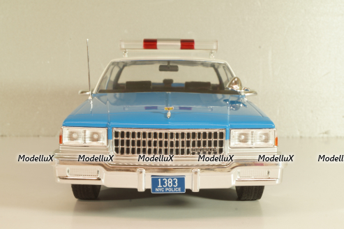 Chevrolet Caprice New York Police Department 1987, blue/white, 18360, MCG 1:18