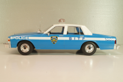 Chevrolet Caprice New York Police Department 1987, blue/white, 18360, MCG 1:18