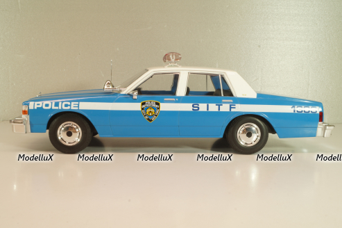 Chevrolet Caprice New York Police Department 1987, blue/white, 18360, MCG 1:18