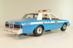 Chevrolet Caprice New York Police Department 1987, blue/white, 18360, MCG 1:18