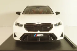 BMW M5 (G99) Touring 2025, white, 1814802, Solido 1:18