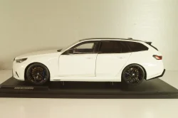 BMW M5 (G99) Touring 2025, white, 1814802, Solido 1:18