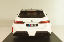 BMW M5 (G99) Touring 2025, white, 1814802, Solido 1:18