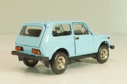 Ваз-2121 Нива, голубая, апрель 1991г., Тантал/Радон 1:43