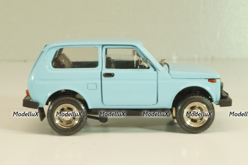 Ваз-2121 Нива, голубая, апрель 1991г., Тантал/Радон 1:43
