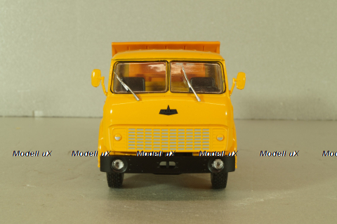 Маз-5549 самосвал, оранжевый, Легендарные грузовики СССР №111, Modimio 1:43