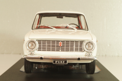 Fiat 124 (Ваз-2101) 1970, white, CMC205, IXO 1:18 