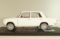 Fiat 124 (Ваз-2101) 1970, white, CMC205, IXO 1:18 