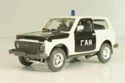 Ваз-2121 Нива, ГАИ, 1996г., Тантал/Радон 1:43