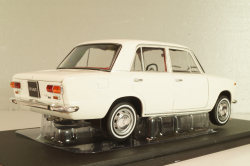 Fiat 124 (Ваз-2101) 1970, white, CMC205, IXO 1:18 