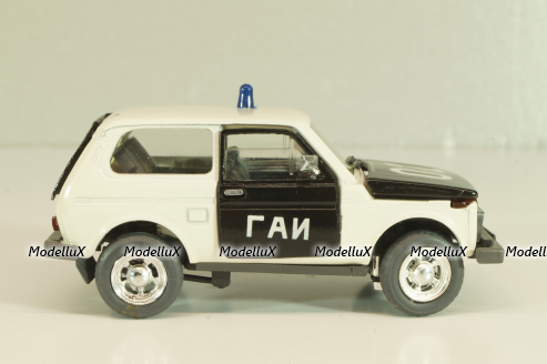 Ваз-2121 Нива, ГАИ, 1996г., Тантал/Радон 1:43