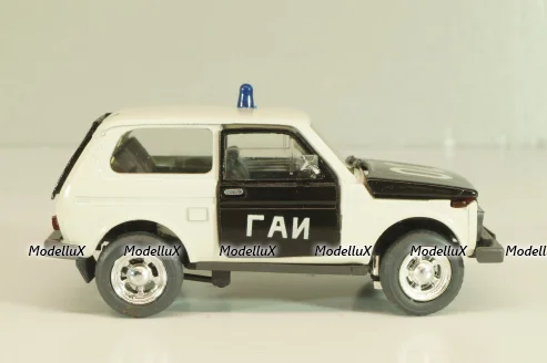 Ваз-2121 Нива, ГАИ, 1996г., Тантал/Радон 1:43