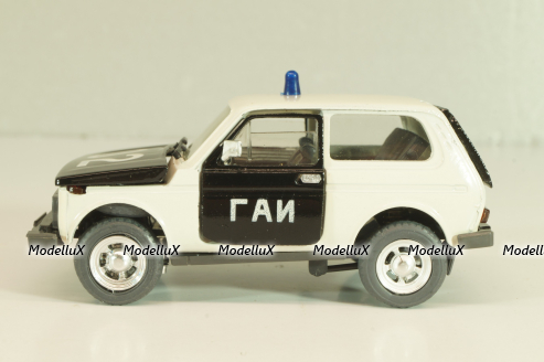 Ваз-2121 Нива, ГАИ, 1996г., Тантал/Радон 1:43