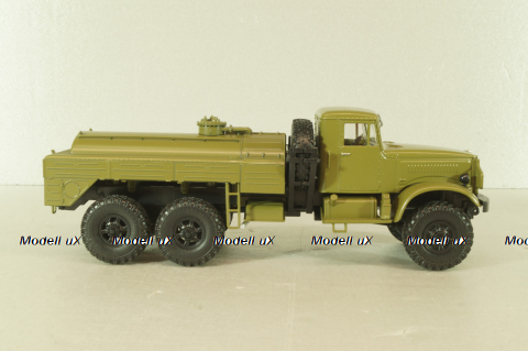 АКЦ-4-214М топливливозаправщик, на шасси Краз-214, хаки, Легендарные грузовики СССР №110, Modimio 1:43