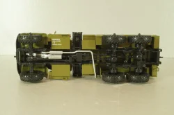 АКЦ-4-214М топливливозаправщик, на шасси Краз-214, хаки, Легендарные грузовики СССР №110, Modimio 1:43