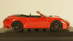 Porsche 911 (991.2) Carrera 4GTS Cabriolet 2017, red, 410067330, Minichamps 1:43