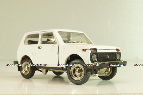Ваз-2121 Нива, А20, белая, Тантал/Радон 1:43