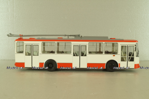 Skoda 14TR троллейбус 1980, белый/красный, Автоистория 1:43