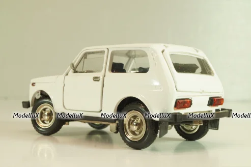 Ваз-2121 Нива, А20, белая, Тантал/Радон 1:43