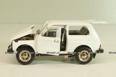 Ваз-2121 Нива, А20, белая, Тантал/Радон 1:43
